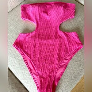 H&M Cut Out One Piece Swimsuit